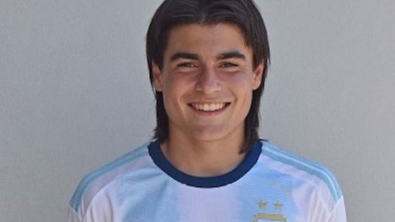 uka Romero juega en las categorías junior de la selección Argentina de fútbol.