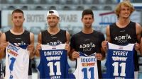 El pasado 18 de junio, Borna Coric, Grigor Dimitrov, Novak Djokovic y Alexander Zverev (de izda. a dcha.) jugaron al balconesto en Zadar.